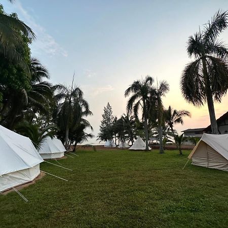Beach N Breeze Glamping Malacca エクステリア 写真