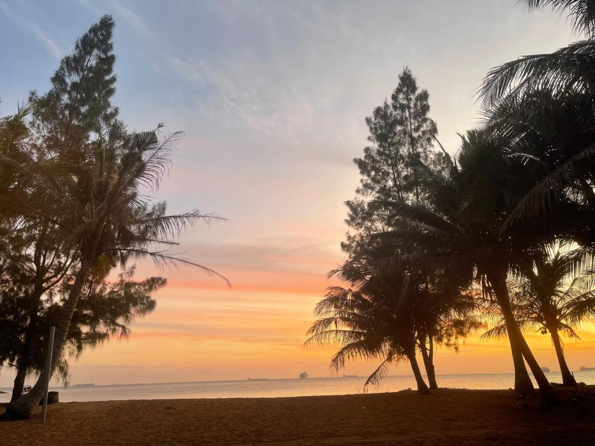 Beach N Breeze Glamping Malacca エクステリア 写真