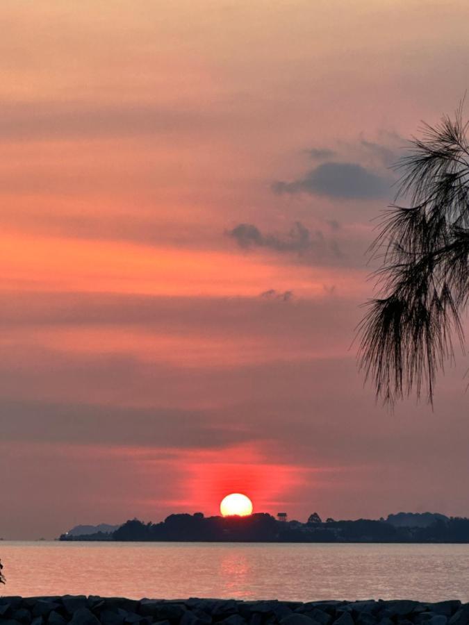 Beach N Breeze Glamping Malacca エクステリア 写真