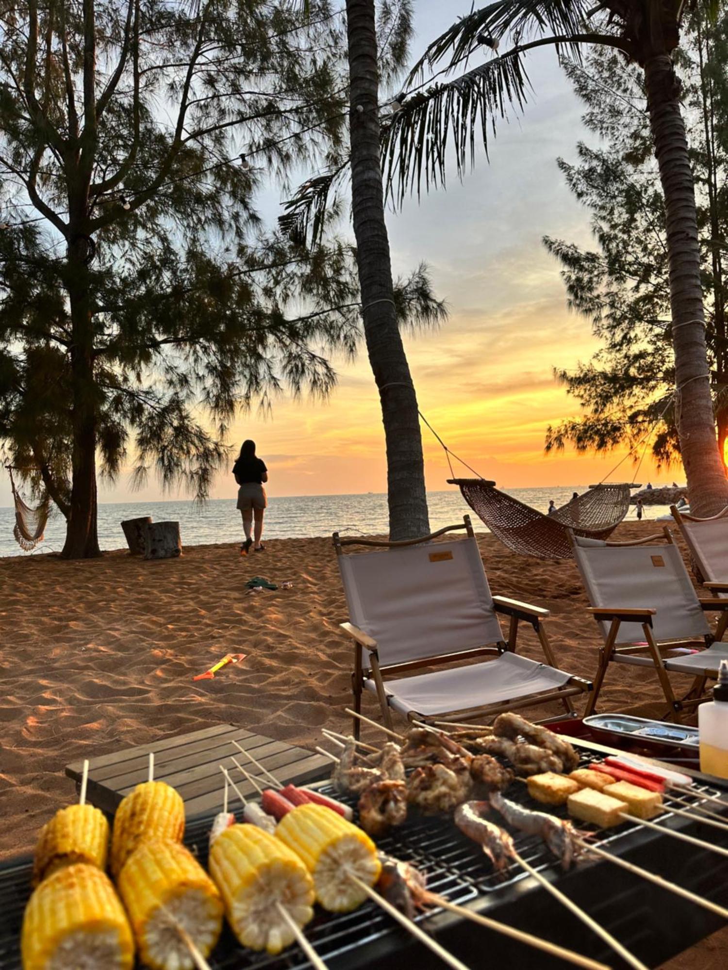 Beach N Breeze Glamping Malacca エクステリア 写真